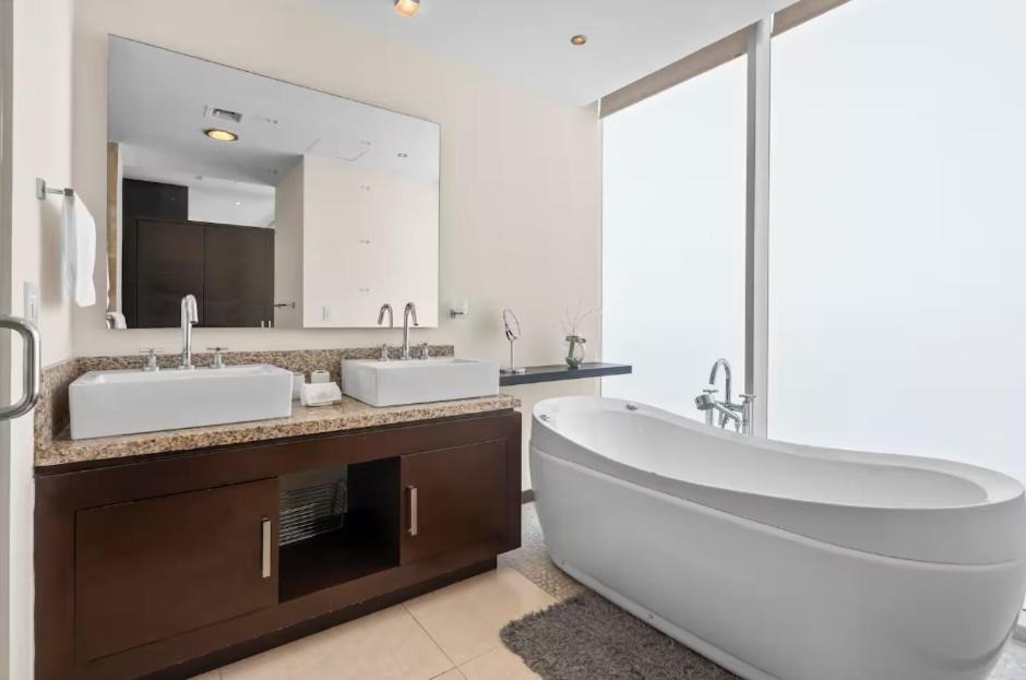 Photo of Bathroom in South Hotel Zone