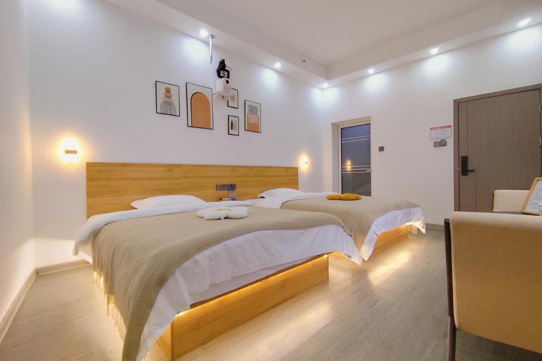 Photo of Bedroom in Fenghuang