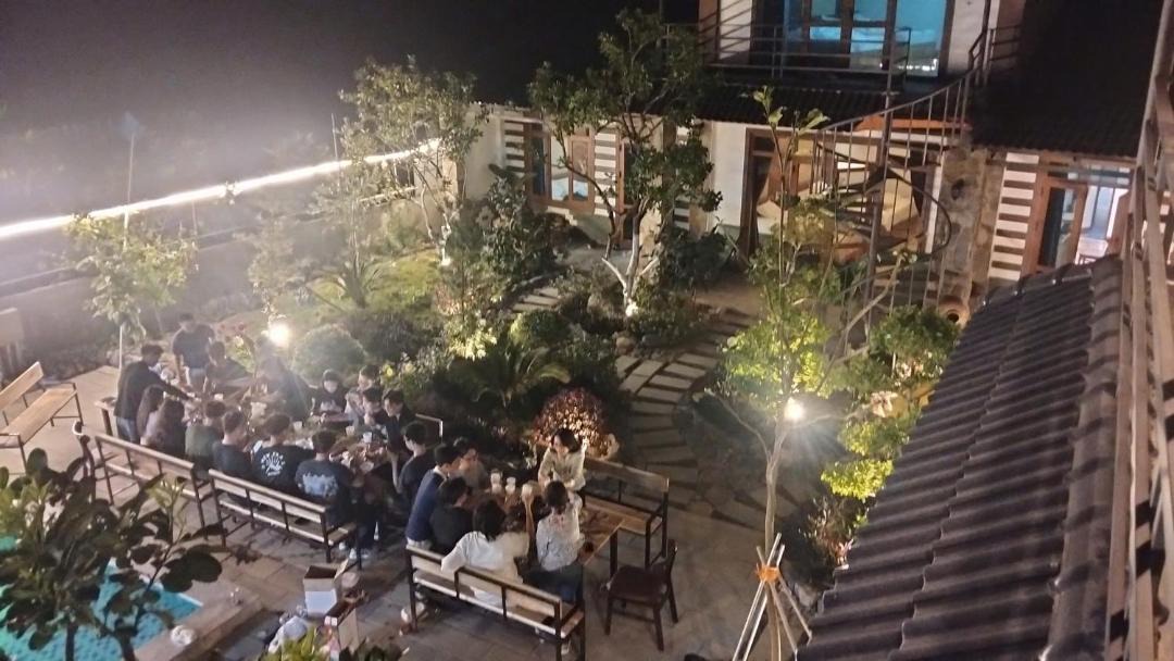 Photo of Others in Hoa Lu
