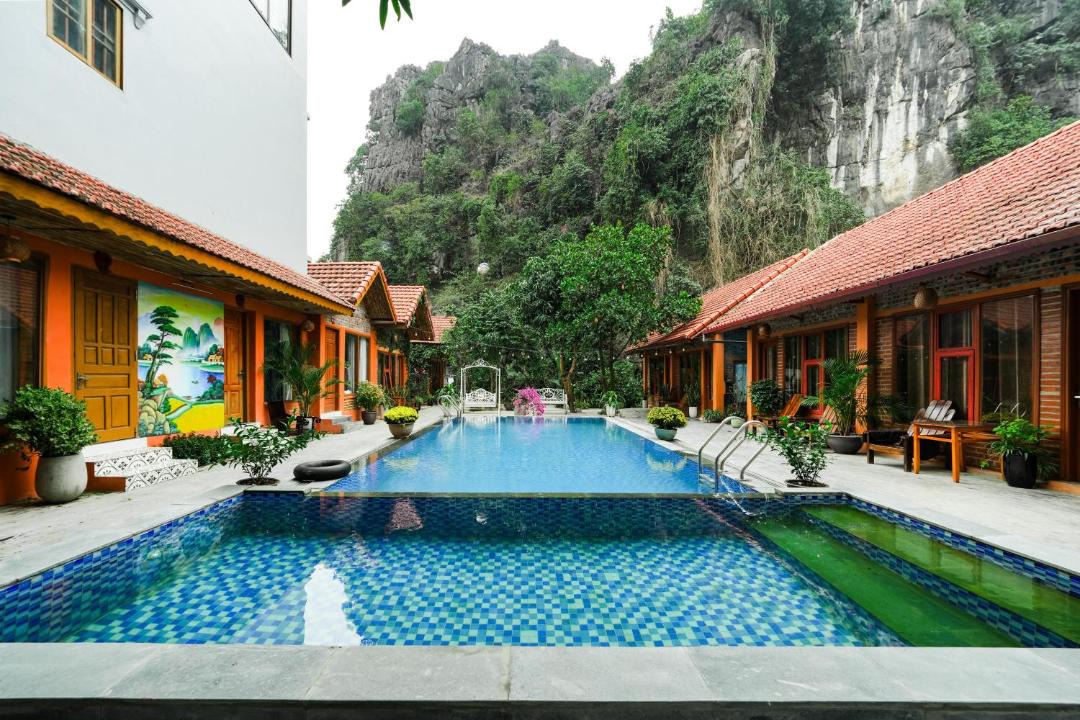 Photo of Others in Hoa Lu
