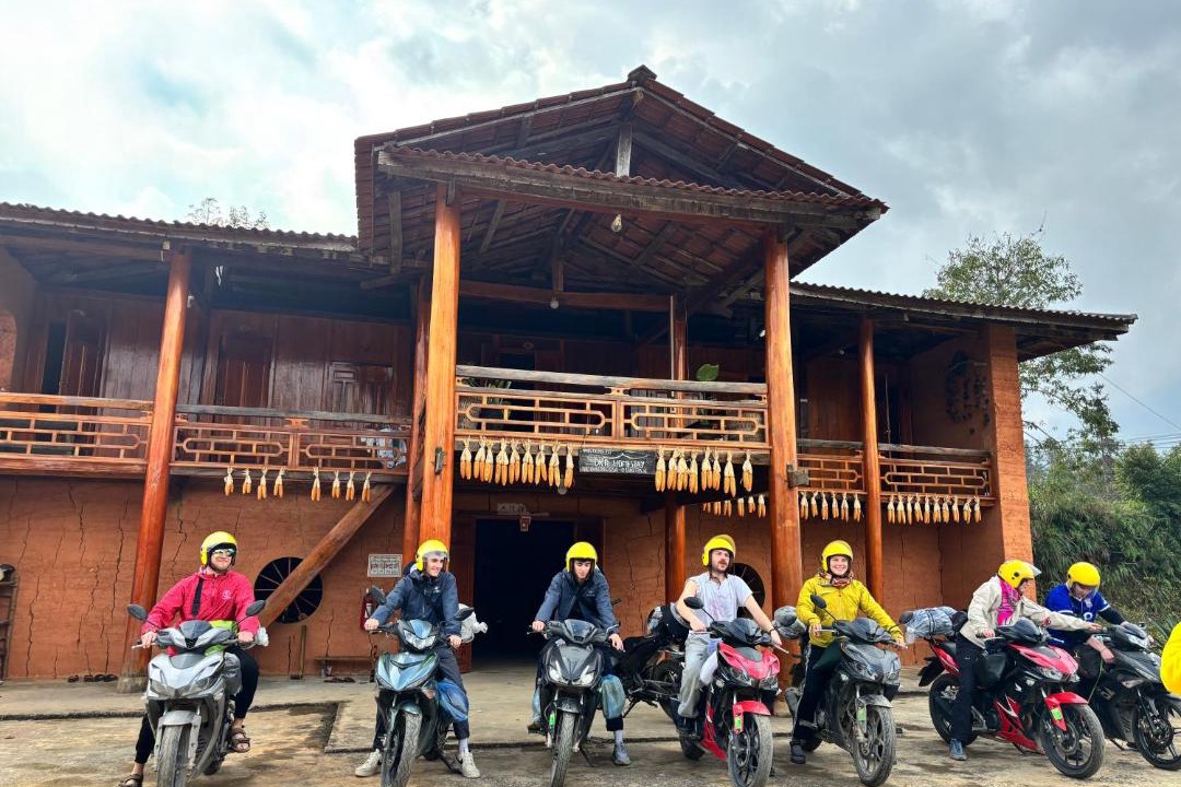 Photo of Others in Quan Ba