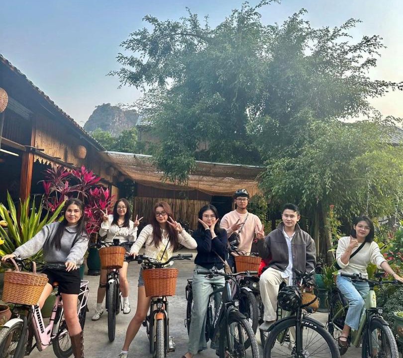 Photo of Others in Hoa Lu