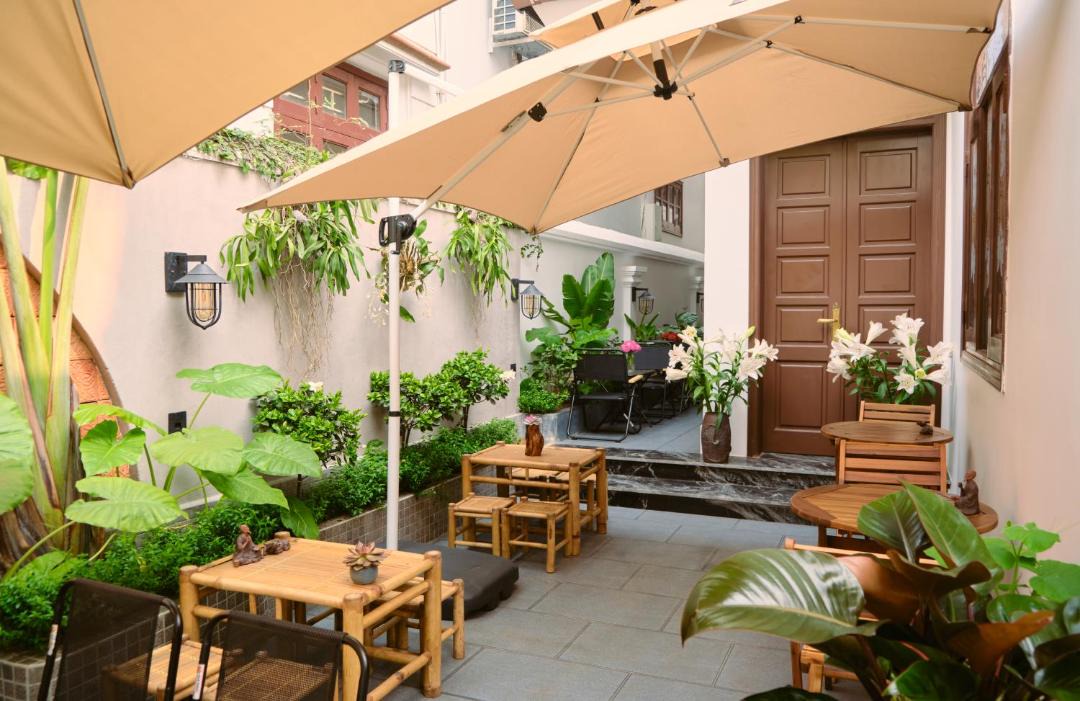 Photo of Patio Balcony in Dich Vong
