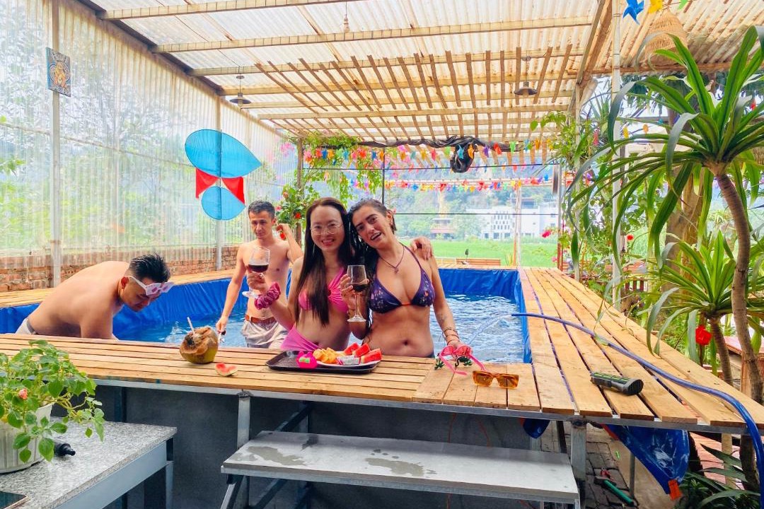 Photo of Others in Hoa Lu