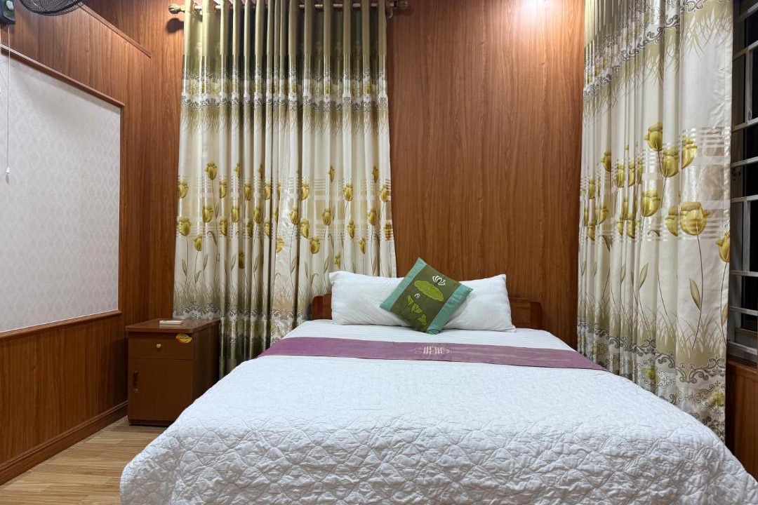 Photo of Bedroom in Hoa Lu