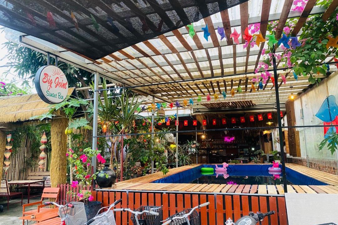 Photo of Others in Hoa Lu