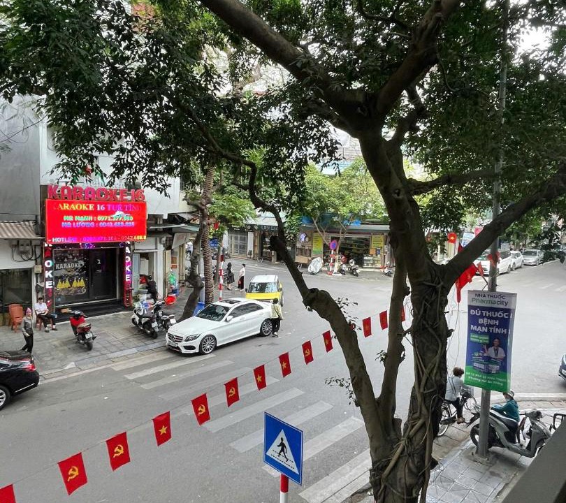 Photo of Others in Bui Thi Xuan