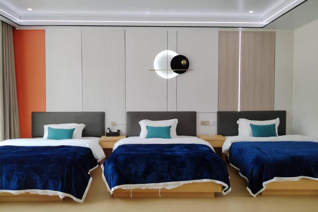 Photo of Bedroom in Deqen County