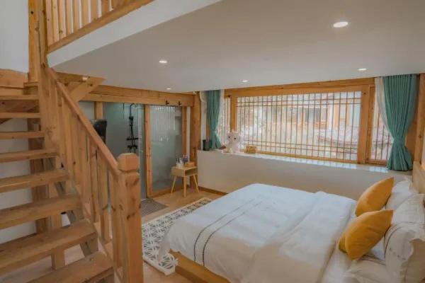 Photo of Bedroom in Dayan Old Town