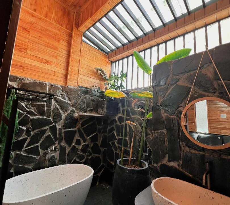 Photo of Bathroom in Phuong