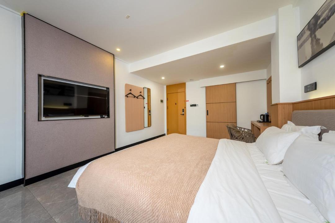 Photo of Bedroom in Lingshui County