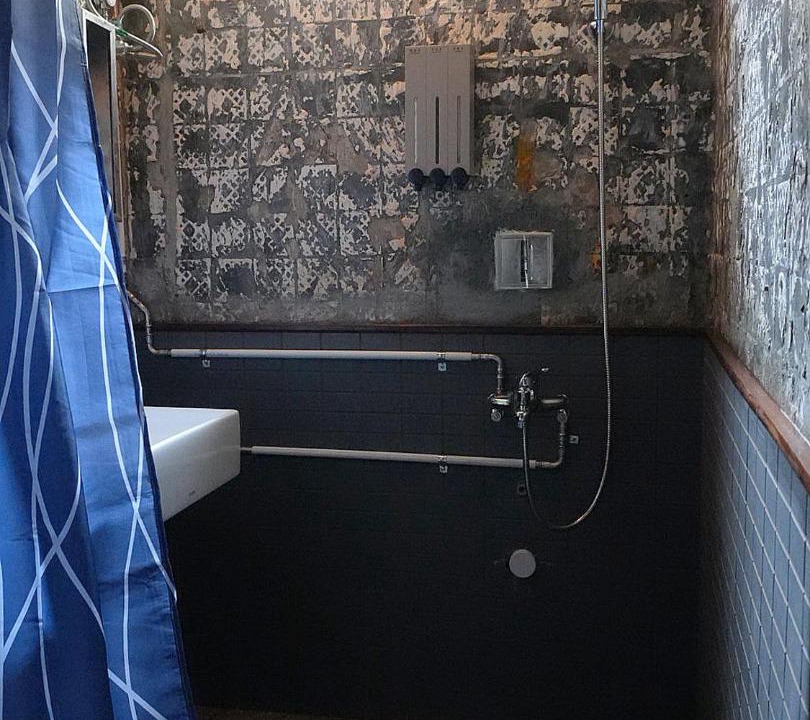 Photo of Bathroom in North District