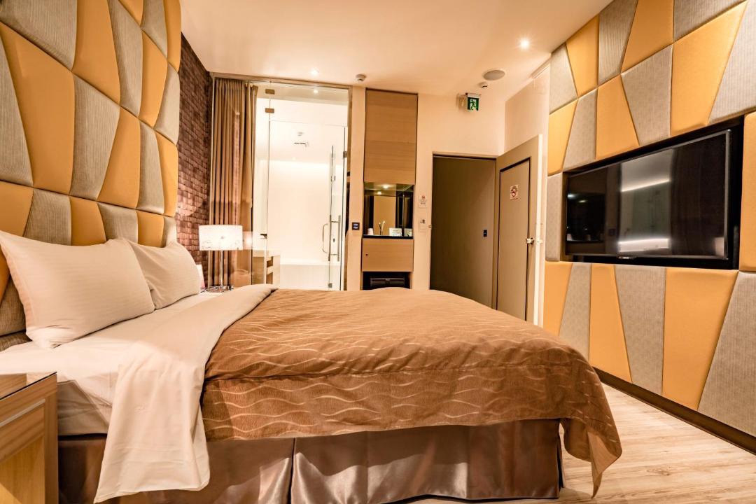 Photo of Bedroom in East District