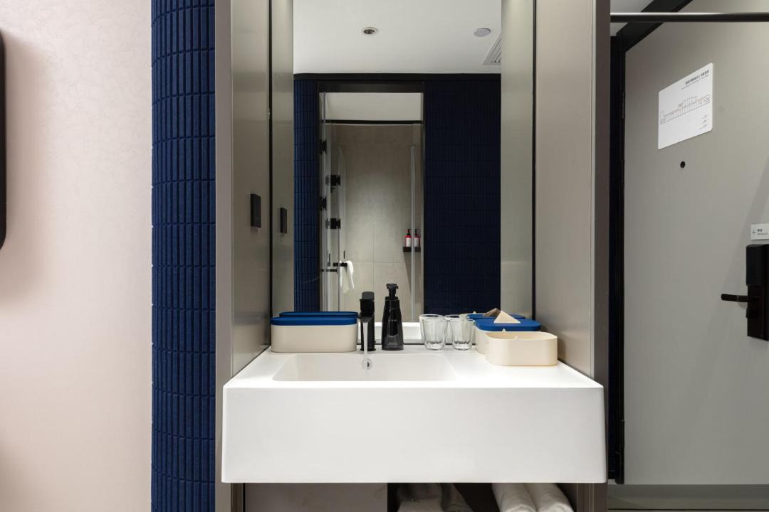 Photo of Bathroom in Yanta Qu