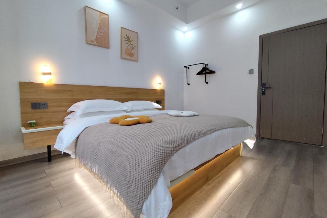 Photo of Bedroom in Fenghuang