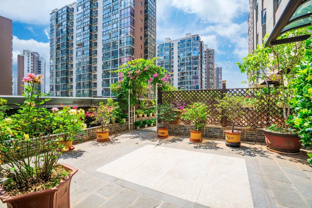 Photo of Patio Balcony in Panlong