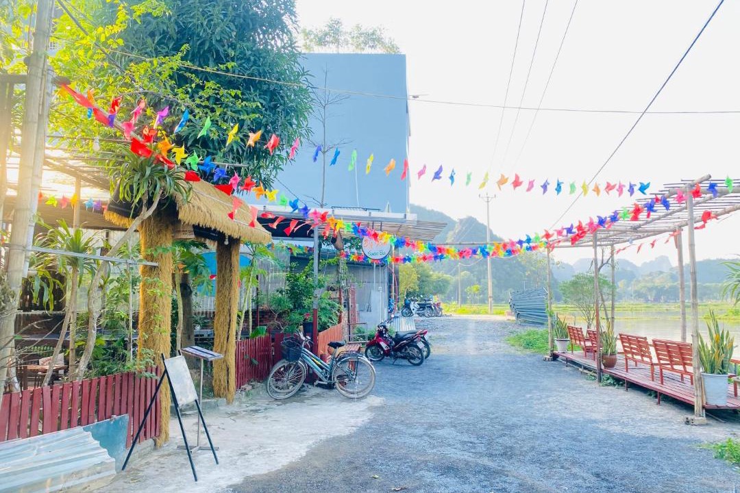 Photo of Others in Hoa Lu