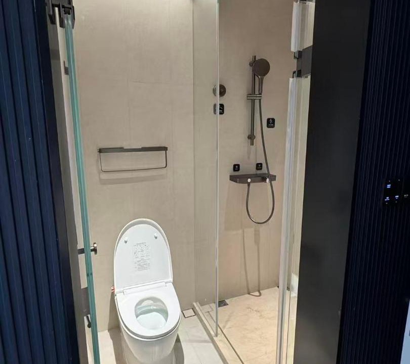 Photo of Bathroom in Jinsong Panjiayuan