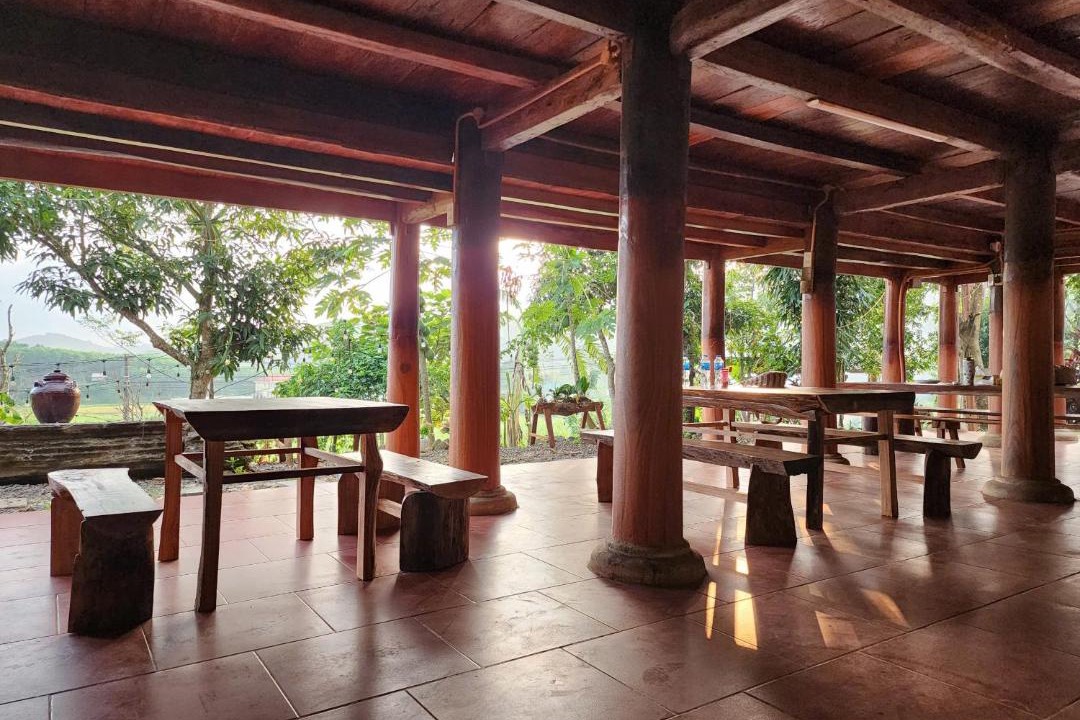 Photo of Others in Cao Phong