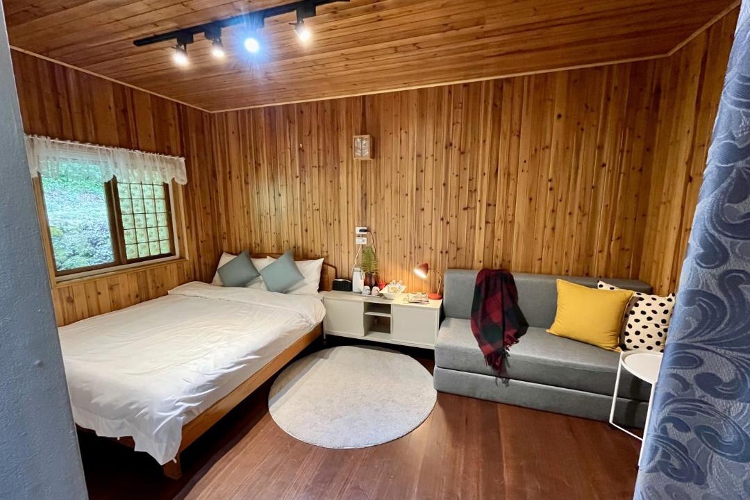 Photo of Bedroom in Rueili Village