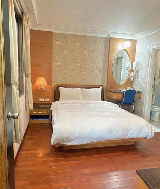 Photo of Bedroom in Big Beach