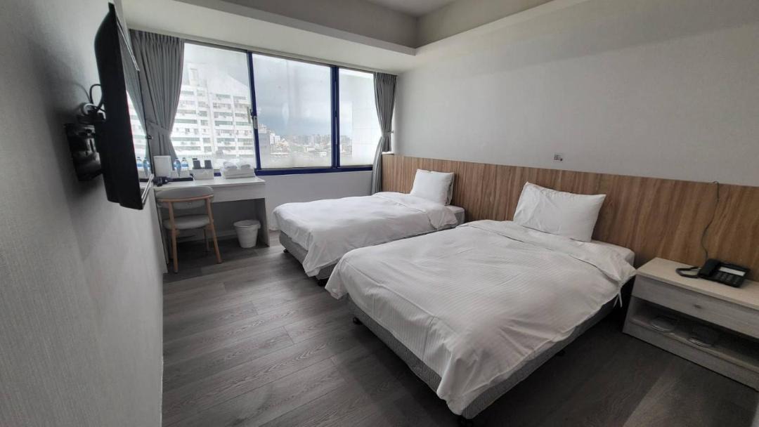 Photo of Bedroom in West District