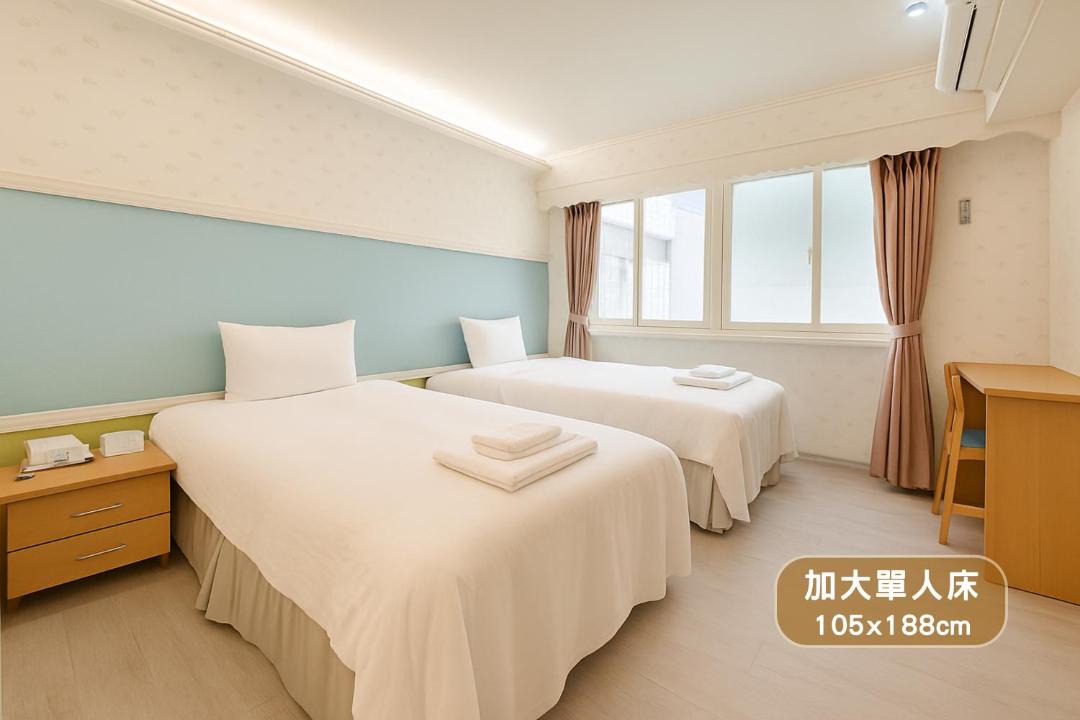 Photo of Bedroom in West District