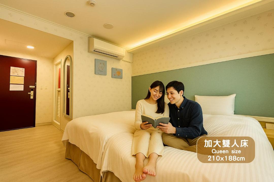 Photo of Bedroom in West District