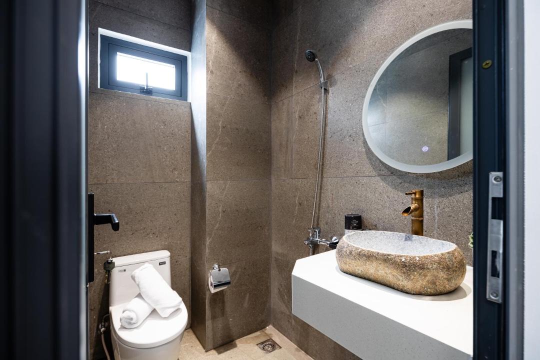 Photo of Bathroom in Downtown Ho Chi Minh City