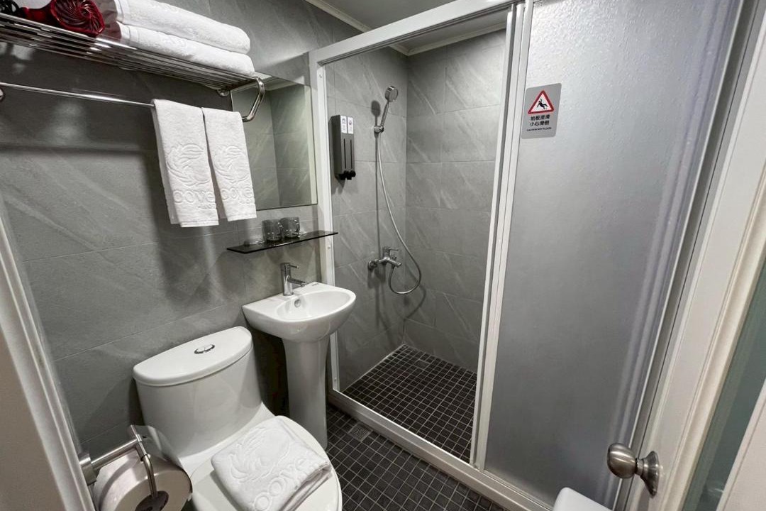 Photo of Bathroom in North District