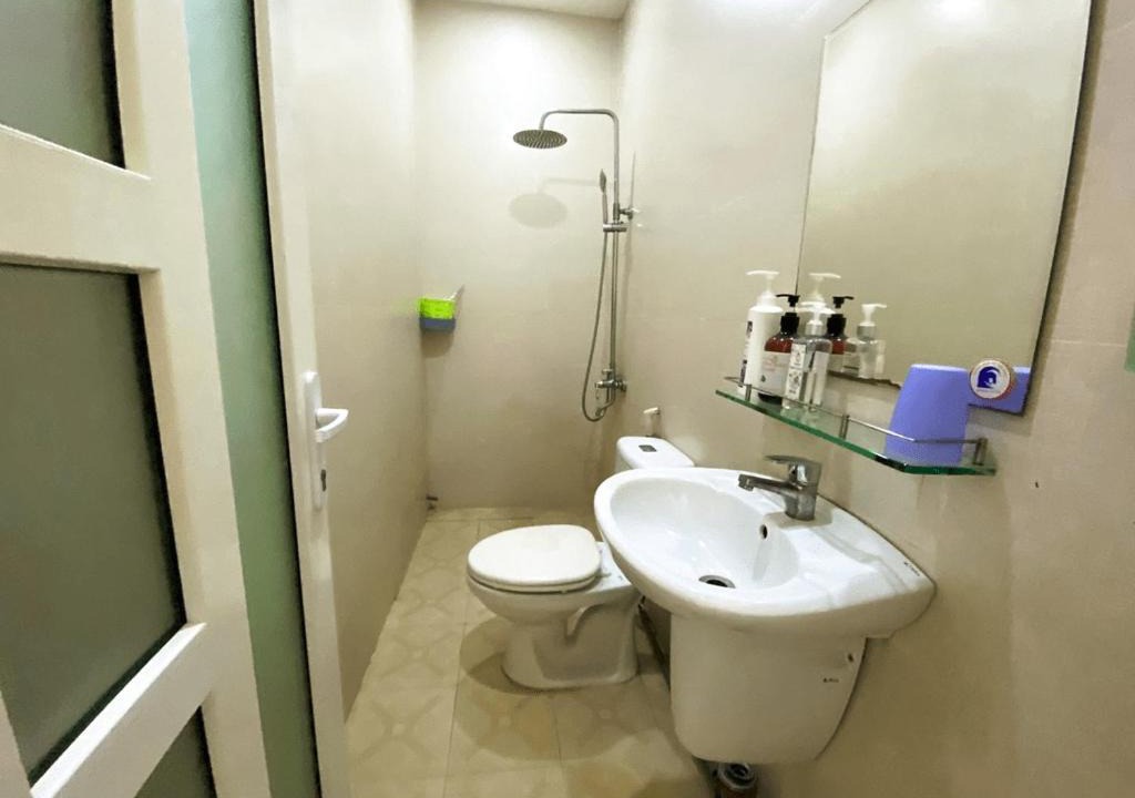 Photo of Bathroom in District 11