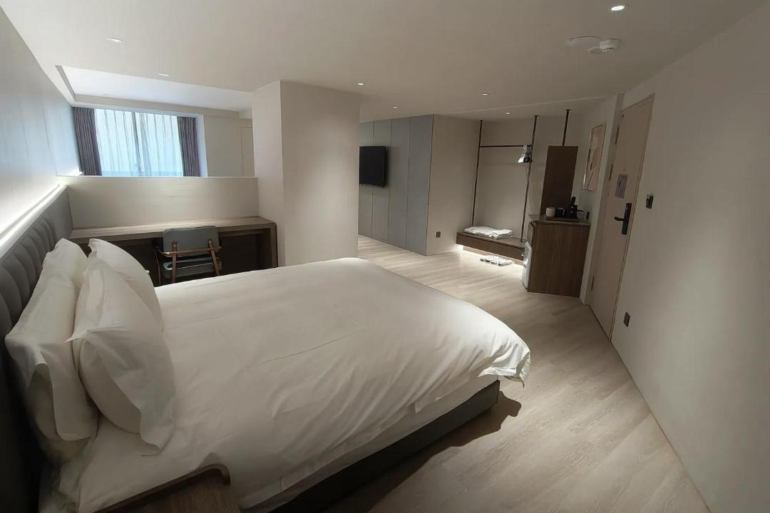 Photo of Bedroom in West District