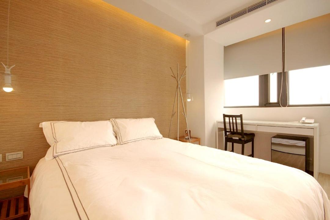 Photo of Bedroom in West District