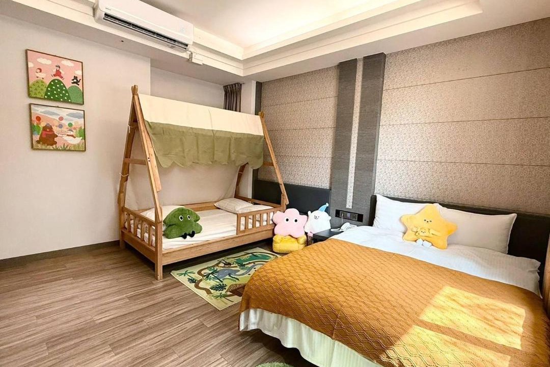 Photo of Bedroom in East District