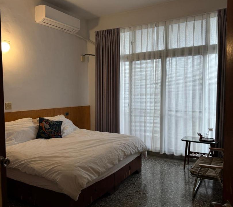 Photo of Bedroom in East District