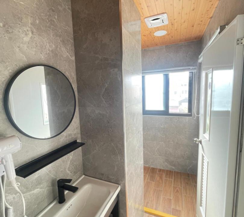 Photo of Bathroom in East District