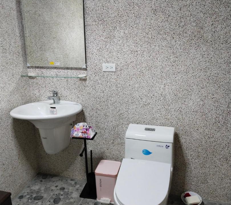 Photo of Bathroom in Longtan District