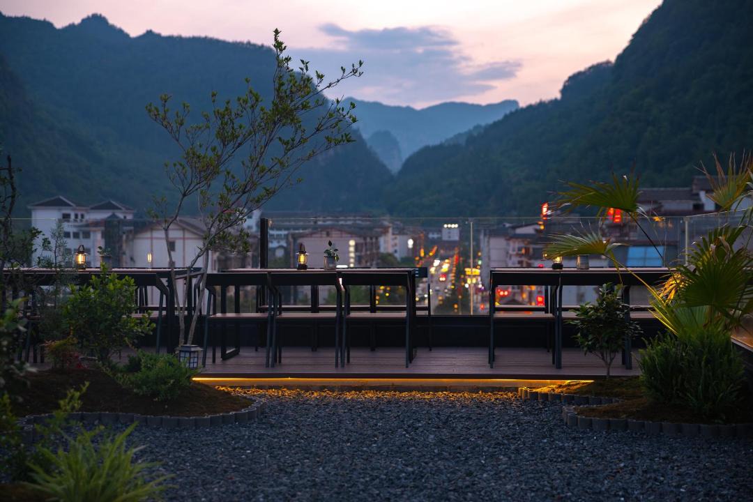 Photo of Others in Wulingyuan