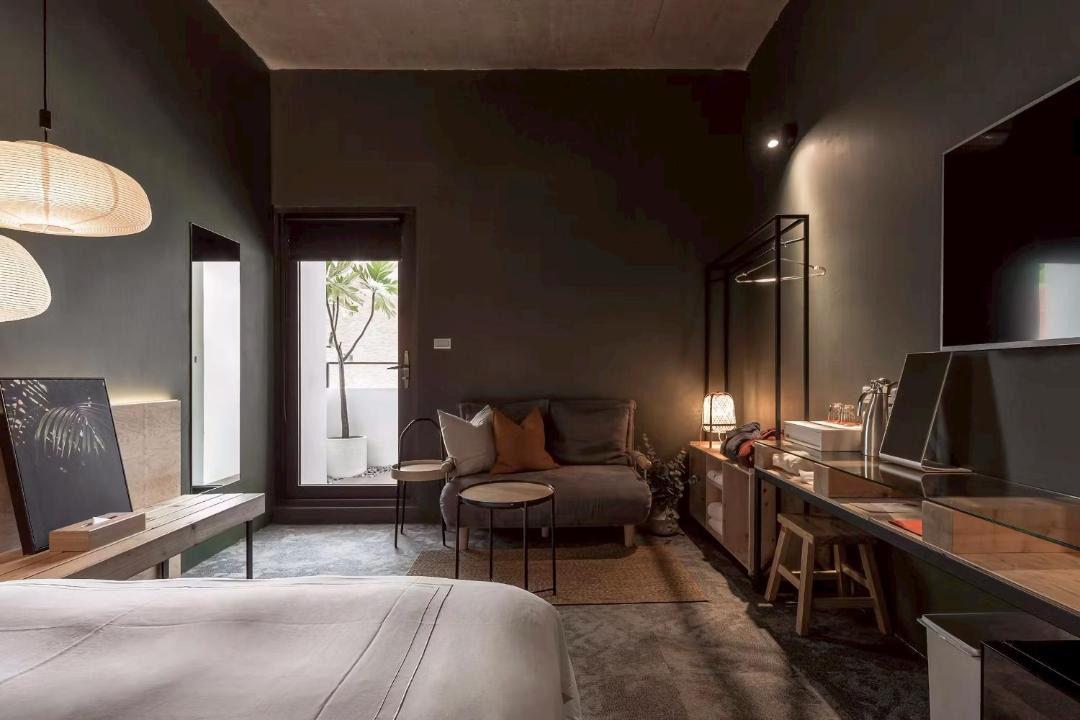 Photo of Bedroom in West District