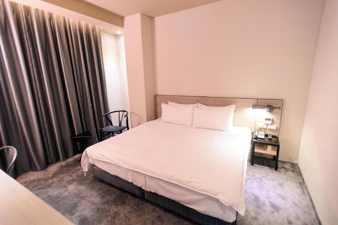Photo of Bedroom in West District