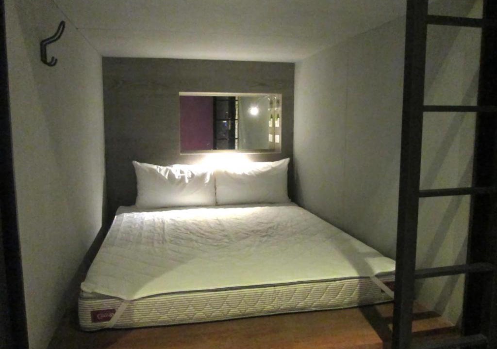 Photo of Bedroom in West District