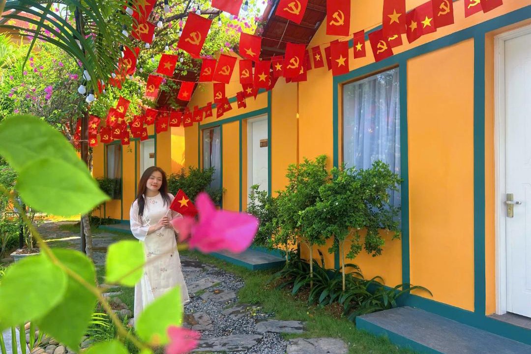 Photo of Others in Hoa Lu