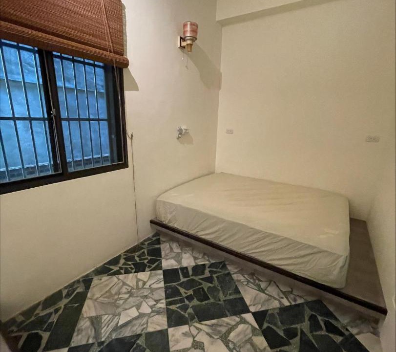 Photo of Bedroom in Emei