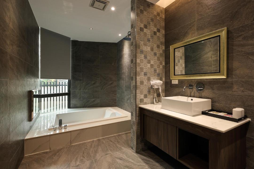 Photo of Bathroom in Tianzhong
