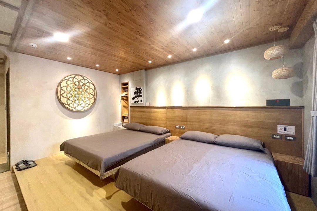 Photo of Bedroom in East District