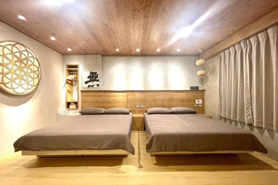Photo of Bedroom in East District