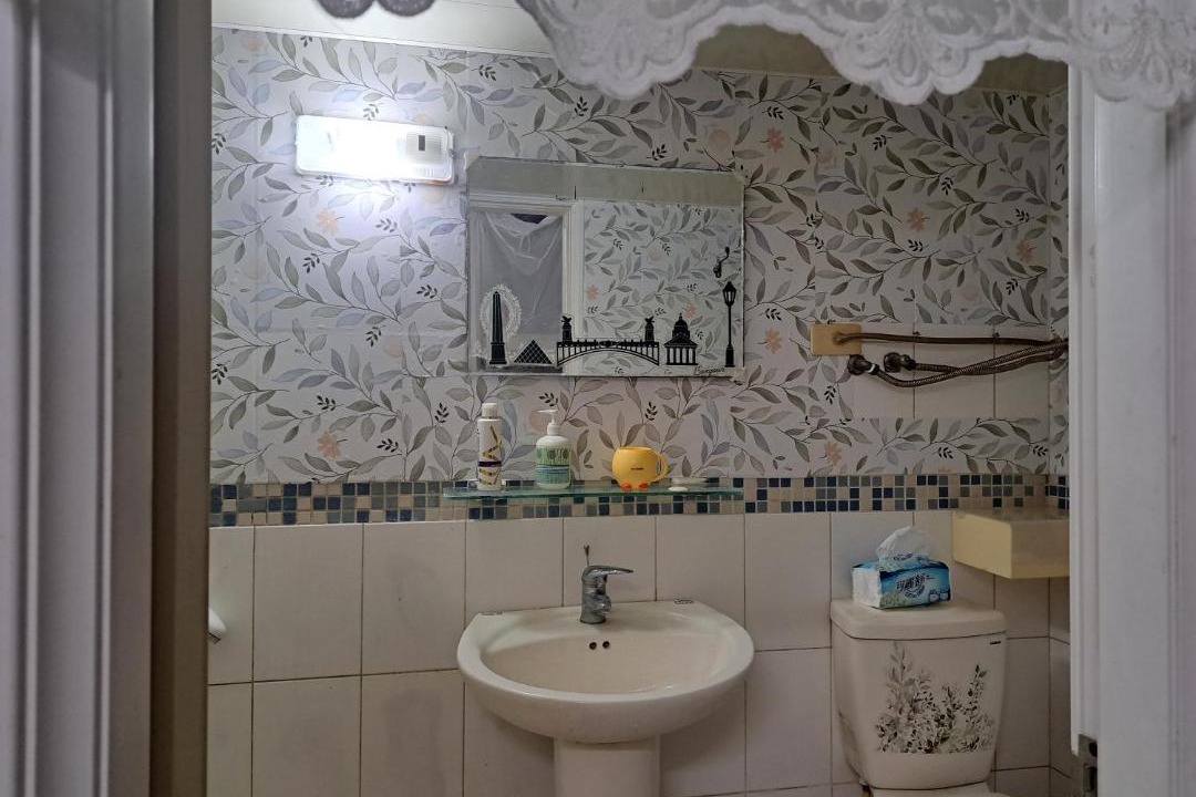 Photo of Bathroom in East District