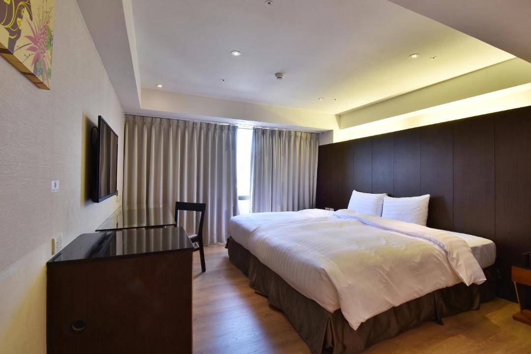 Photo of Bedroom in West District