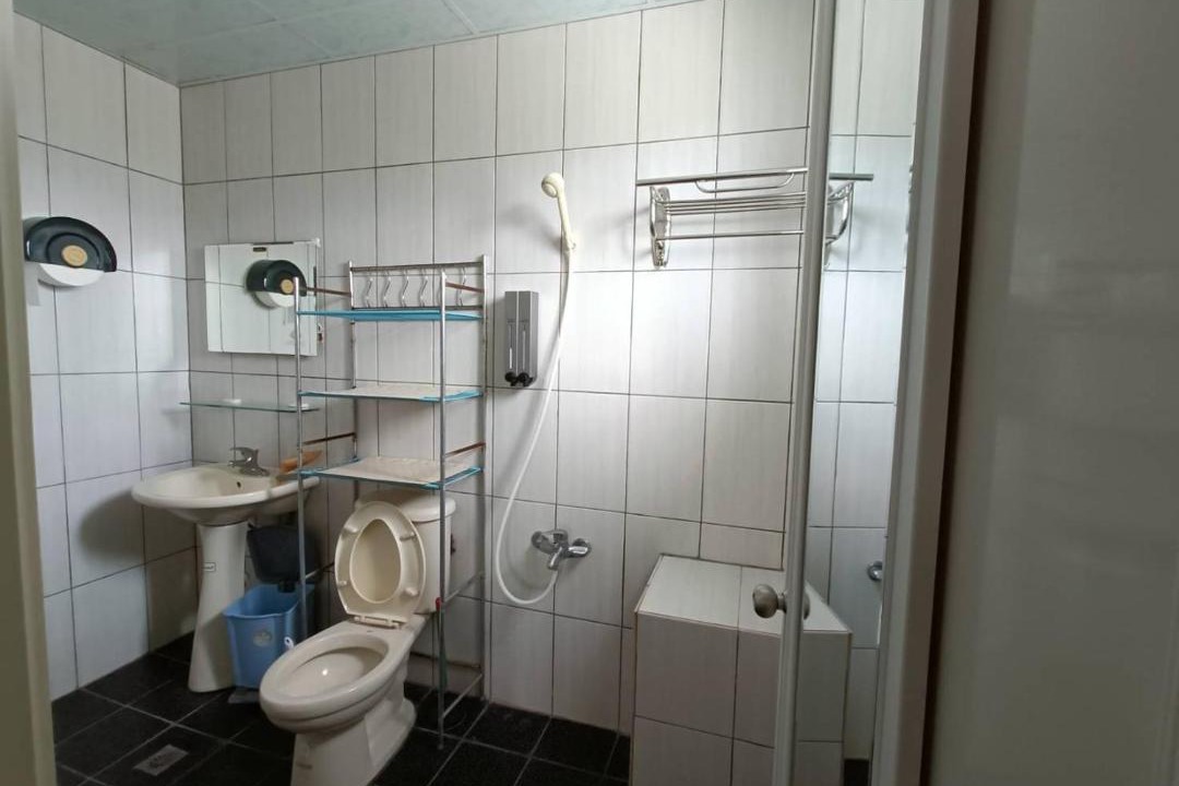 Photo of Bathroom in Daren