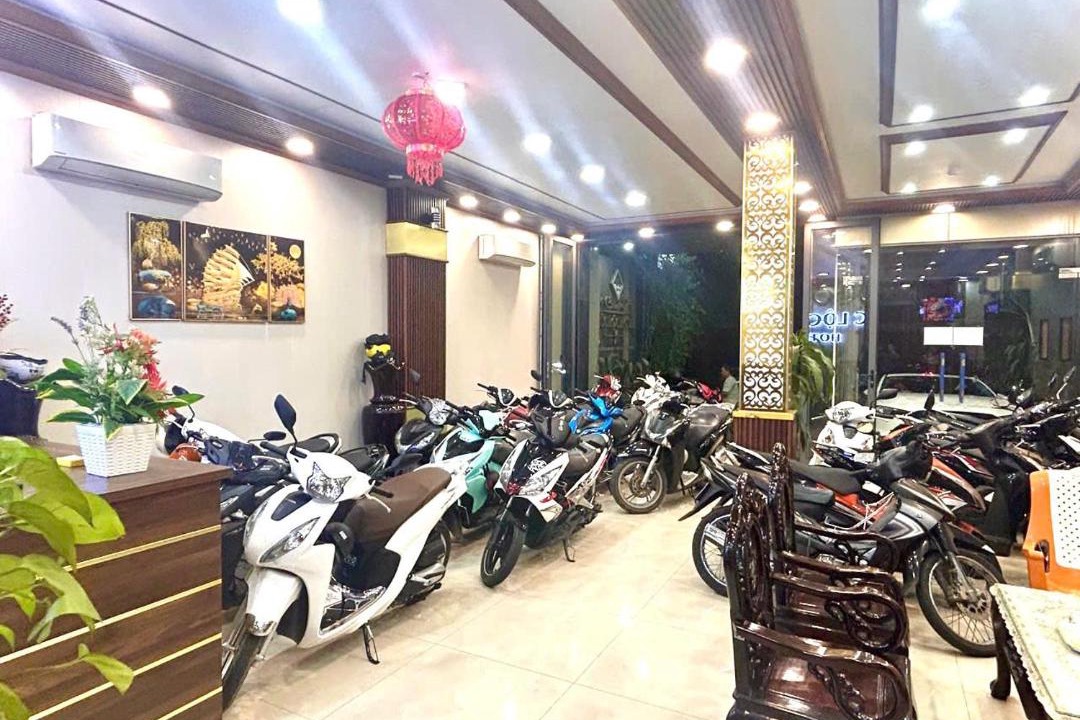 Photo of Others in Hue